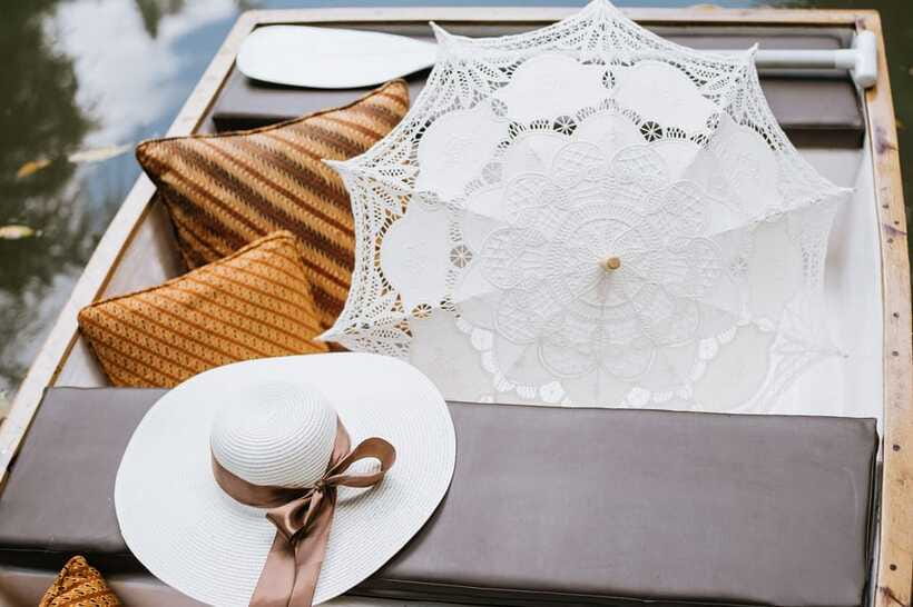Ubud: Romantic Picnic on a Wooden Boat with Sparkling Wine - Booking decision: should you book this romantic Ubud boat picnic?