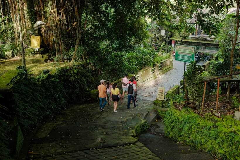 Ubud's Journey from Past to Present - Puri Agung Ubud (Ubud Royal Palace): Multi-Tiered Shrines and the Meaning Behind the Layout