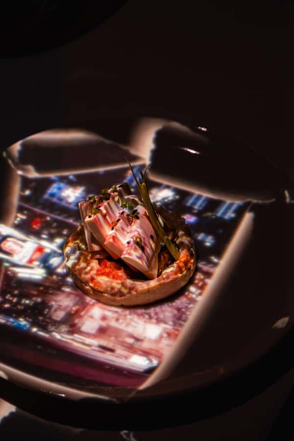 Ubud: Seven Paintings Immersive Fine Dining Show - Act 5 and 6: Warhol and Dali Bring the Warm, Creamy Finale