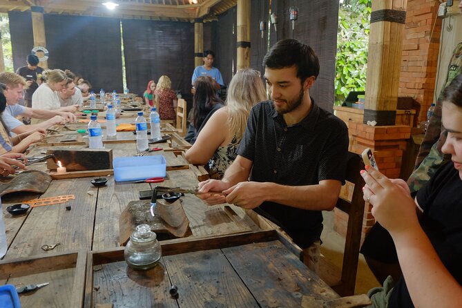 Ubud Silver Class Jewelry making in bali - Ubud Silver Class in Delodsema: how the workshop really works