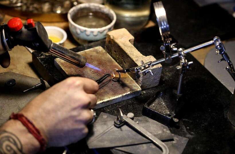 Ubud Silver Class: Unveiling the Secrets of Jewelry Artistry - Practical tips for a smoother session