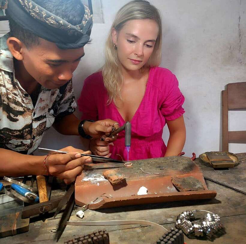 Ubud Silver Class: Unveiling the Secrets of Jewelry Artistry - Ubud Silver Class in the rice-field countryside