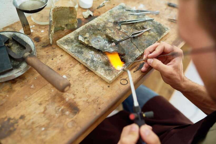 Ubud Silver Workshop: Lasting Memories, Handmade Treasures - Hands-On Silversmithing Steps (Shaping, Carving, Soldering, Polishing)
