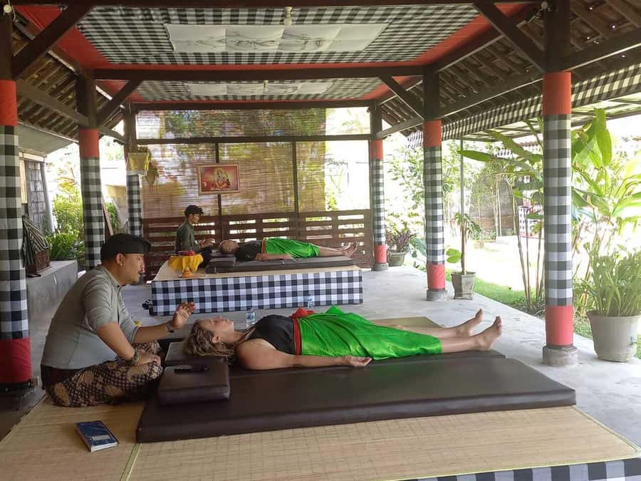 Ubud: Spiritual Cleansing, Palm Reading, & Trauma Healing - Timing, pacing, and why your session length can vary