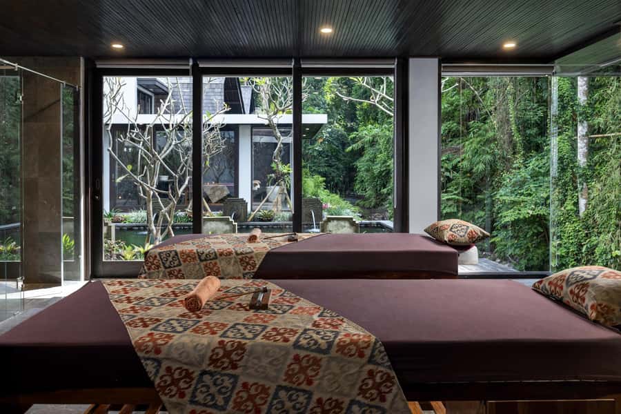 Ubud: Tejas Spa Unagi Riverfront Massage & Flower Bath - What the massage room experience feels like (and why therapists matter)