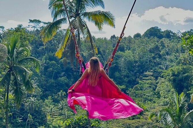 UBUD : Temple and Waterfall All Inclusive Day Tour - What makes Pak Tiiko stand out on a day like this