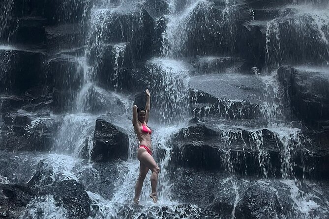 Ubud Top Waterfall and swing in tegallalang - Tegallalang swing: the fun contrast to the waterfall day