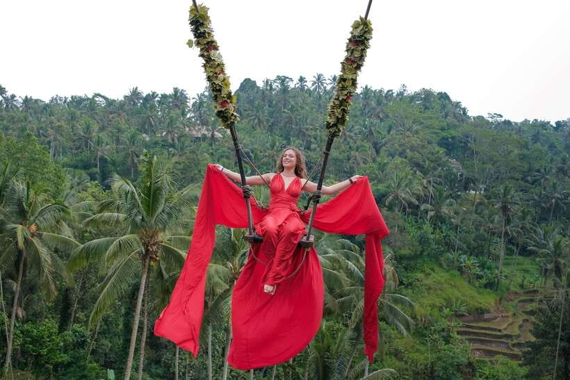 Ubud Tour With Photographer: Waterfalls, Swing & Rice Fields - Photo Delivery: Originals + Edited Shots via Google Drive