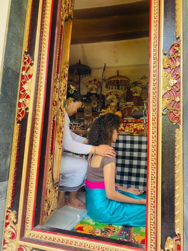 Ubud: Traditional Healing with White Lotus Blessing - Chakra Balancing: Realigning Your Energy Centers