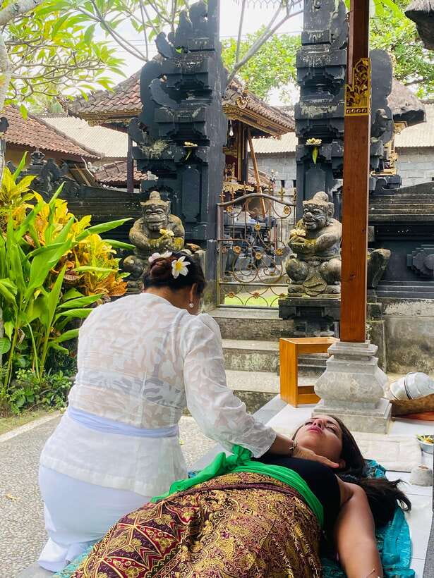 Ubud: Traditional Healing with White Lotus Blessing - Who This Ubud Healing Session Fits Best