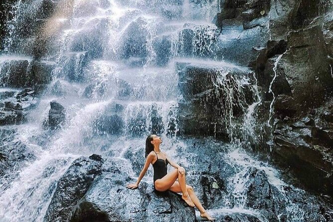 Ubud Waterfalls, Temple and Rice Terrace - Private Tour - Tegalalang Rice Terrace: Classic Hillside Views with Real Scale