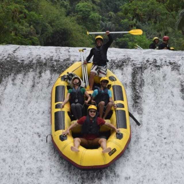 Ubud: White Water Rafting Adventure Tour - Ubud Palace photo stop: quick culture context, not a long detour