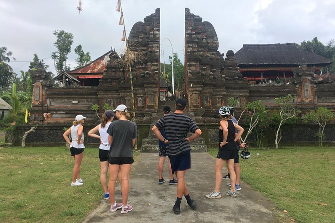 Ubud Wonderful Half Day Downhill Cycling Tour with Lunch - Your morning schedule: Balai Desa Pekraman Pukuh to village lanes