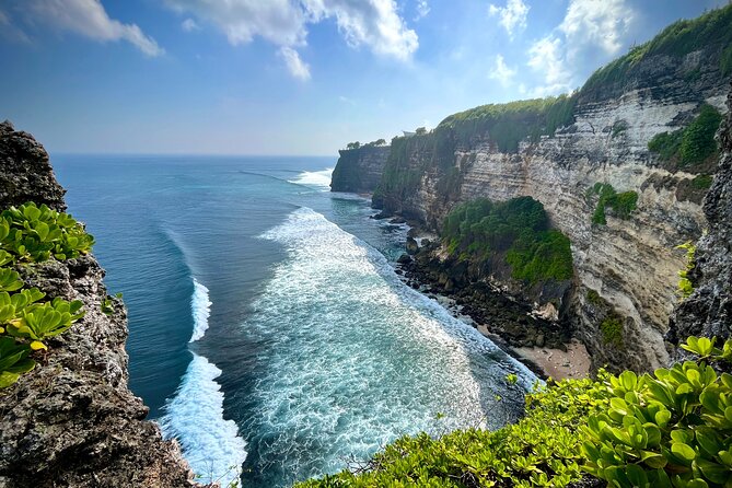 ️Uluwatu Temple Sunset & Kecak Fire Dance Tour - Padang Padang Beach: A Familiar Name for Surf People, a Nice Pause for Everyone Else
