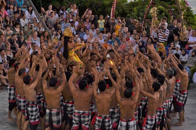️Uluwatu Temple Sunset & Kecak Fire Dance Tour - Timing, Crowds, and the Real Sunset Rhythm