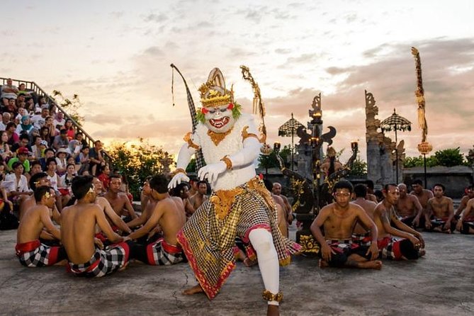 ️Uluwatu Temple Sunset & Kecak Fire Dance Tour - Padang Padang Beach: A Familiar Name for Surf People, a Nice Pause for Everyone Else