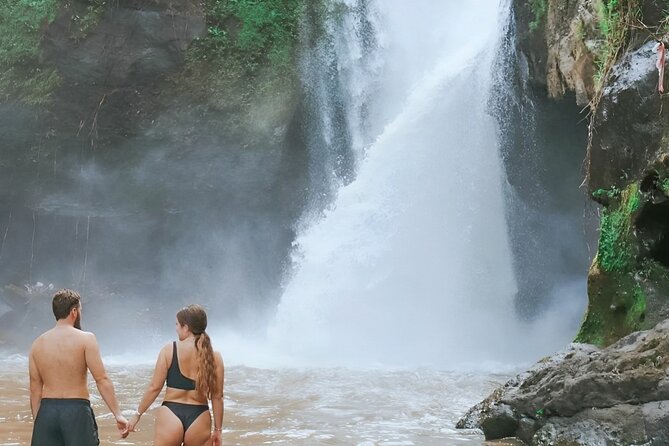 Volcano Bali Tour with Ubud Village - Tegenungan Waterfall - Rice Terrace - Ubud Palace: quick culture without the long museum feeling