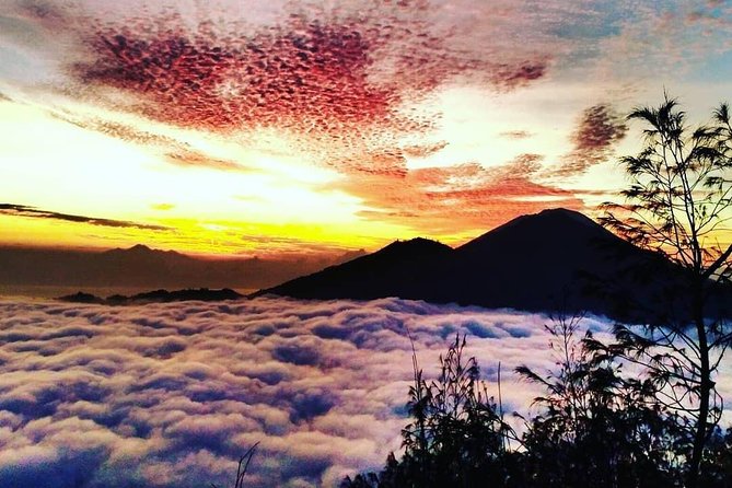 Watch the sunrise from the top of Mount Batur volcano - Summit Sunrise: Big Views, Big Crowds, and Photo Traffic
