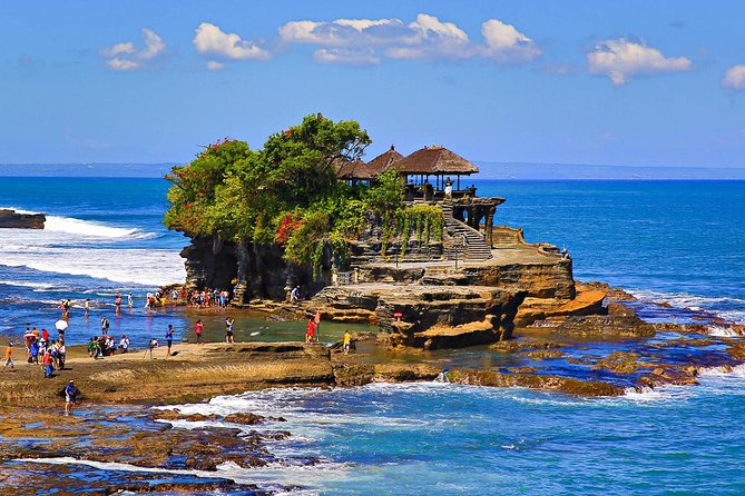 West Bali Tour: Taman Ayun, Ulun Danu Beratan, Jatiluwih Rice Terrace, Tanah Lot - Key highlights at a glance