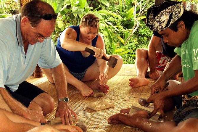 Wood Carving Class - Ubud’s meeting spot: ARMA Museum of Art grounds